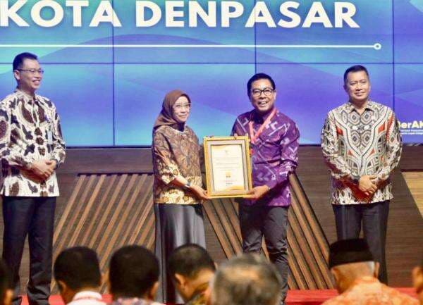 Pemkot Denpasar : Kami Terus Berupaya Tingkatkan Pelayanan Publik Pemkot Denpasar : Kami Terus Berupaya Tingkatkan Pelayanan Publik