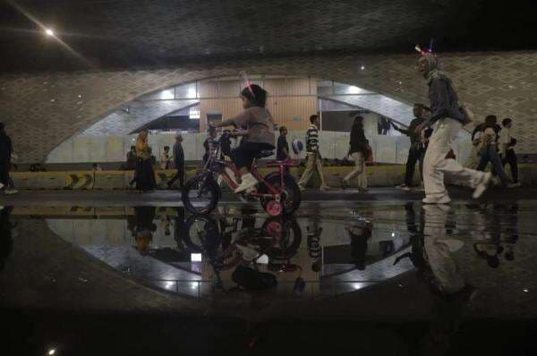 Pemprov DKI Berencana Gelar Car Free Night di Sudirman-Thamrin Tiap Malam Minggu Pemprov DKI Berencana Gelar Car Free Night di Sudirman-Thamrin Tiap Malam Minggu