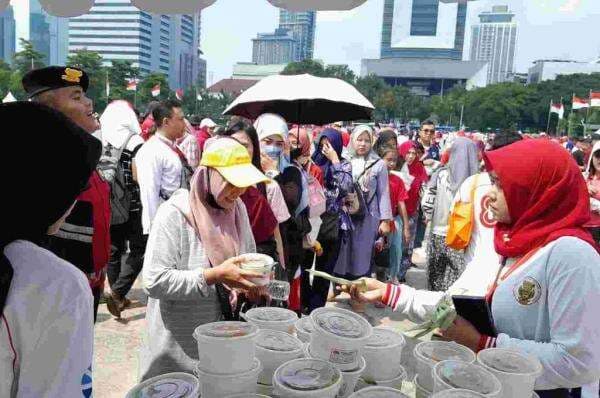 Pemprov Jakarta Meriahkan Pesta Rakyat di Monas, Sajikan 300.000 Porsi Kuliner Pemprov Jakarta Meriahkan Pesta Rakyat di Monas, Sajikan 300.000 Porsi Kuliner