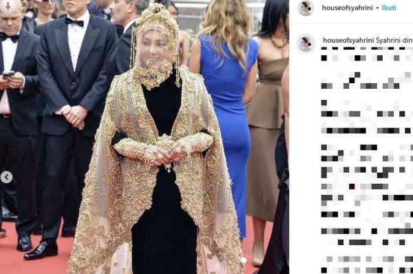 Potret Syahrini dengan Wajah Ditutup Veil Emas di Cannes 2025, Netizen: Mirip Mira Hayati Potret Syahrini dengan Wajah Ditutup Veil Emas di Cannes 2025, Netizen: Mirip Mira Hayati