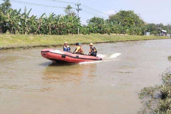 Tragis! Bocah 5 Tahun Hilang Tenggelam di Sungai Rentang Cirebon Tragis! Bocah 5 Tahun Hilang Tenggelam di Sungai Rentang Cirebon