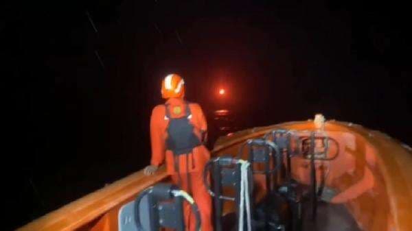 Identitas Korban Hilang dan Selamat Longboat Rombongan DPRD Mentawai Terbalik Identitas Korban Hilang dan Selamat Longboat Rombongan DPRD Mentawai Terbalik