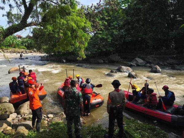Tunggu Hasil DNA Mayat Tanpa Kepala, Pencarian Pegawai Kemendagri Terus Dilanjutkan Tunggu Hasil DNA Mayat Tanpa Kepala, Pencarian Pegawai Kemendagri Terus Dilanjutkan