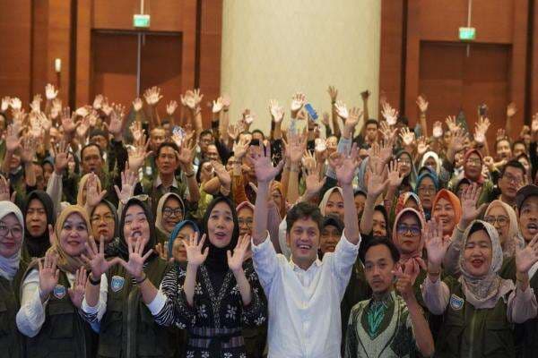 Pendidikan Indonesia di Titik Nadir? Ini Seruan Kritis GSM pada Hardiknas 2025 Pendidikan Indonesia di Titik Nadir? Ini Seruan Kritis GSM pada Hardiknas 2025