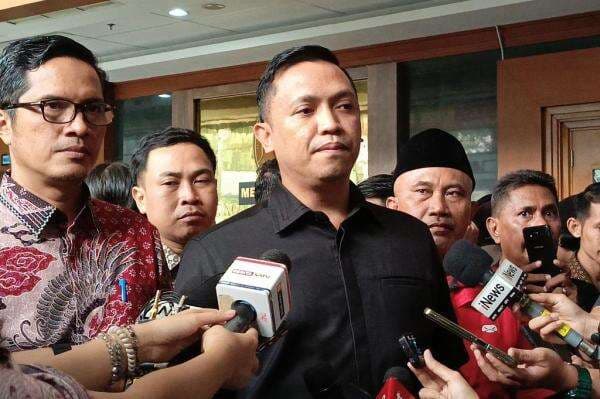 Hasto Pernah Chat Ok Sip ke Eks Kader PDIP, Kuasa Hukum: Bukan Berarti Setuju Suap Hasto Pernah Chat Ok Sip ke Eks Kader PDIP, Kuasa Hukum: Bukan Berarti Setuju Suap