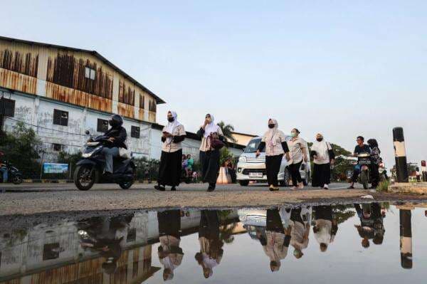 Pengangguran Melonjak Jadi 7,28 Juta Orang, Perindo Soroti Lemahnya Daya Beli dan Iklim Usaha Pengangguran Melonjak Jadi 7,28 Juta Orang, Perindo Soroti Lemahnya Daya Beli dan Iklim Usaha