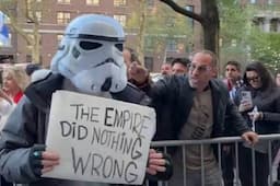 Penggemar Star Wars Bikin Marah Demonstran Pro-Israel di New York