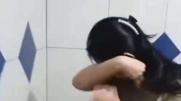 Kronologi Istri TNI Digerebek Bersama Oknum Polisi di Penginapan, Suami Curiga lalu Dibuntuti Kronologi Istri TNI Digerebek Bersama Oknum Polisi di Penginapan, Suami Curiga lalu Dibuntuti