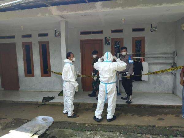Tragis! Penghuni Kontrakan Ditemukan Meninggal Gantung Diri, Jasadnya Membusuk Tragis! Penghuni Kontrakan Ditemukan Meninggal Gantung Diri, Jasadnya Membusuk