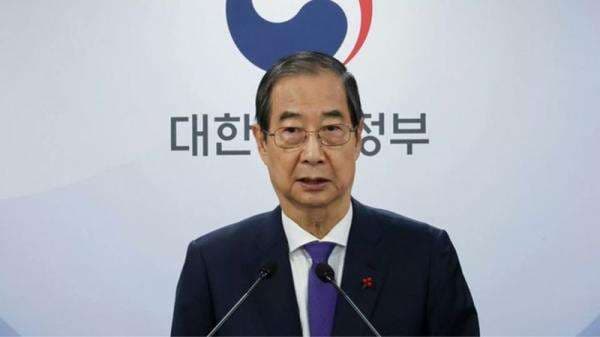 Sempat Dimakzulkan, PM Han Duck Soo Kembali Dipulihkan Sebagai Penjabat Presiden Sementara Korsel Sempat Dimakzulkan, PM Han Duck Soo Kembali Dipulihkan Sebagai Penjabat Presiden Sementara Korsel