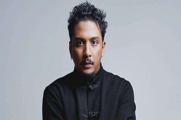 Penyanyi Sal Priadi Terima Royalti Senilai Rp114 Juta dari WAMI Penyanyi Sal Priadi Terima Royalti Senilai Rp114 Juta dari WAMI