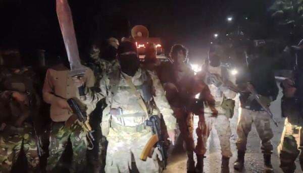 Perang Saudara Berkobar di Sekitar Damaskus, Drone Israel Justru Terbang Bebas di Langit Suriah Perang Saudara Berkobar di Sekitar Damaskus, Drone Israel Justru Terbang Bebas di Langit Suriah