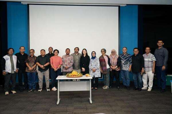 AMSI Gelar Syukuran HUT ke-8: Diskusi Media, Halalbihalal hingga Potong Tumpeng AMSI Gelar Syukuran HUT ke-8: Diskusi Media, Halalbihalal hingga Potong Tumpeng