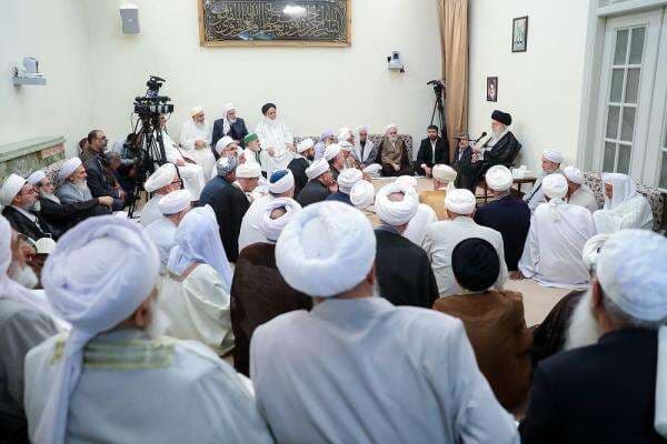 Perbandingan Populasi Syiah dan Sunni di Iran Perbandingan Populasi Syiah dan Sunni di Iran