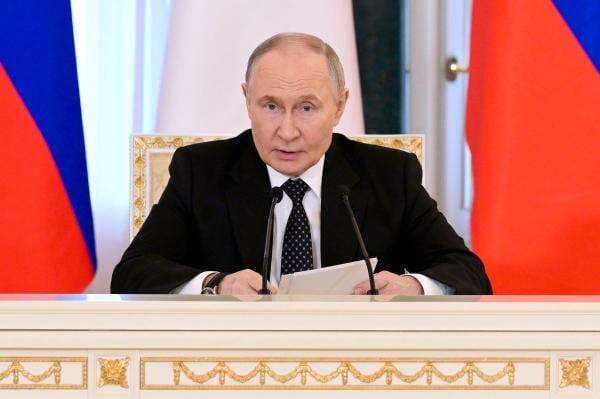 Perdagangan RI-Rusia Melonjak 40, Putin: Indonesia Mitra Utama di Asia Tenggara Perdagangan RI-Rusia Melonjak 40, Putin: Indonesia Mitra Utama di Asia Tenggara