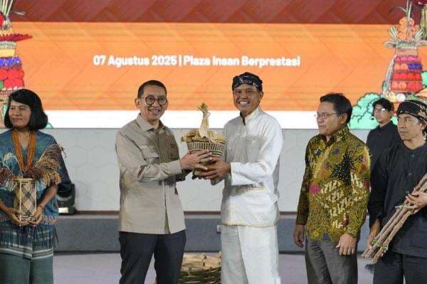 Peringati HIMAS 2025, Kementerian Kebudayaan Gelar Sarasehan bersama Masyarakat Adat Peringati HIMAS 2025, Kementerian Kebudayaan Gelar Sarasehan bersama Masyarakat Adat