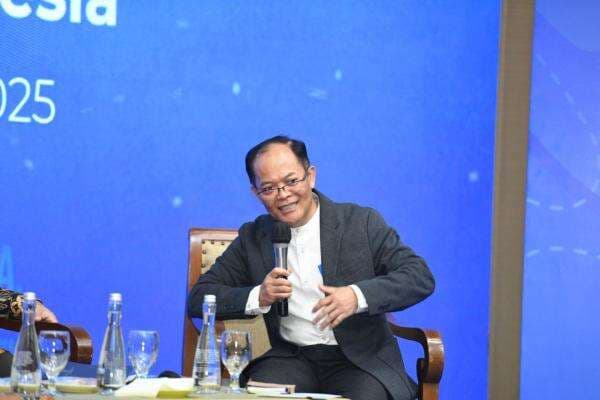 Perkuat Literasi, Badan Bahasa Distribusikan 21 Juta Buku Bacaan ke Puluhan Ribu Sekolah Perkuat Literasi, Badan Bahasa Distribusikan 21 Juta Buku Bacaan ke Puluhan Ribu Sekolah