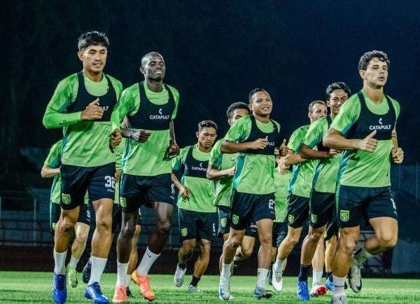 Persebaya Siap Hancurkan Madura United di Derby Jawa Timur Malam Ini Persebaya Siap Hancurkan Madura United di Derby Jawa Timur Malam Ini