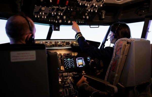 10 Contoh Soal Tes Pilot yang Selalu Keluar di Seleksi Maskapai Ternama 10 Contoh Soal Tes Pilot yang Selalu Keluar di Seleksi Maskapai Ternama