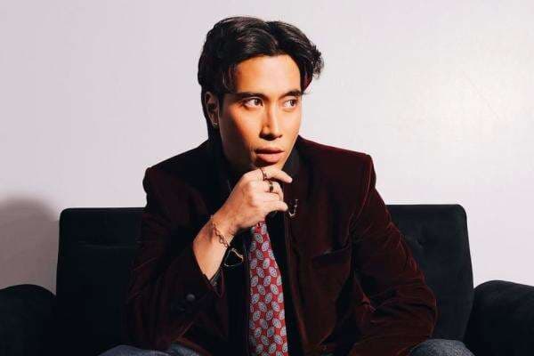 Perseteruan Memanas! Pencipta Lagu Nuansa Bening Ajukan Penyitaan Rumah Vidi Aldiano Perseteruan Memanas! Pencipta Lagu Nuansa Bening Ajukan Penyitaan Rumah Vidi Aldiano