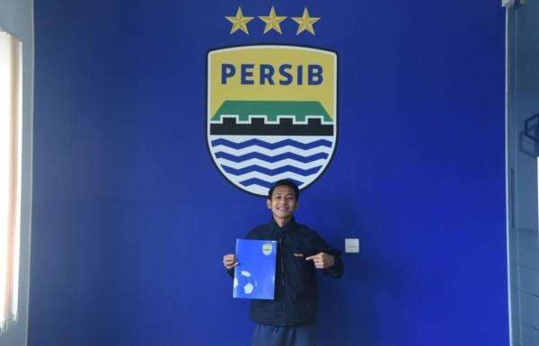 Persib Bandung Resmi Perpanjang Kontrak Beckham Putra hingga 2028 Persib Bandung Resmi Perpanjang Kontrak Beckham Putra hingga 2028