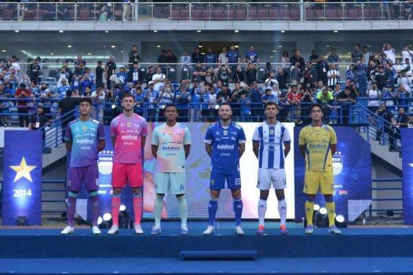 Market Value Persib Bandung vs Semen Padang: Pertarungan Gengsi Finansial Juara Bertahan Melawan Tim Promosi Ambisius Market Value Persib Bandung vs Semen Padang: Pertarungan Gengsi Finansial Juara Bertahan Melawan Tim Promosi Ambisius