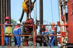Pertamina Targetkan Produksi Minyak Capai 416.000 Barel per Hari di 2025 Pertamina Targetkan Produksi Minyak Capai 416.000 Barel per Hari di 2025