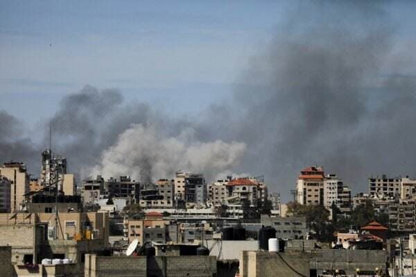 Pertempuran Pecah Dekat RS Al Shifa Gaza, Setidaknya 170 Orang Dilaporkan Tewas