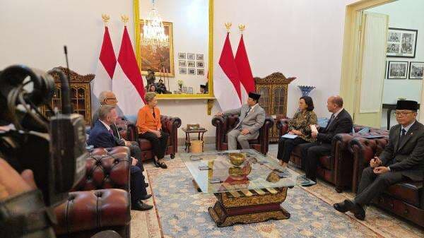 Bertemu Mantan Presiden Brasil, Prabowo Pastikan RI Bergabung New Development Bank Bertemu Mantan Presiden Brasil, Prabowo Pastikan RI Bergabung New Development Bank