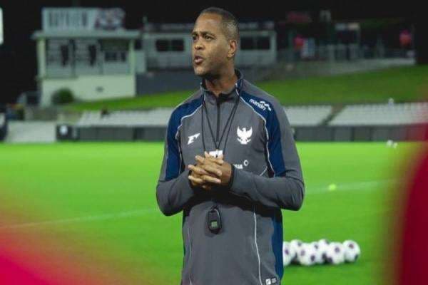 Pesan Penting Patrick Kluivert: Akademi Pemuda Kunci Masa Depan Sepak Bola Indonesia Pesan Penting Patrick Kluivert: Akademi Pemuda Kunci Masa Depan Sepak Bola Indonesia