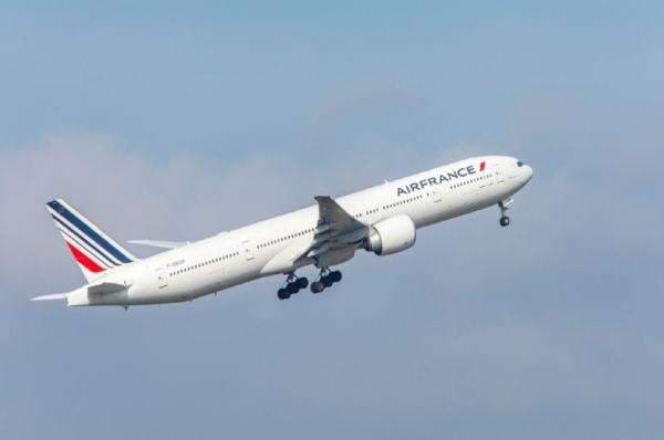 Pesawat Air France Terbang ke Karibia Putar Balik Hanya karena Penumpang Kehilangan Ponsel Pesawat Air France Terbang ke Karibia Putar Balik Hanya karena Penumpang Kehilangan Ponsel