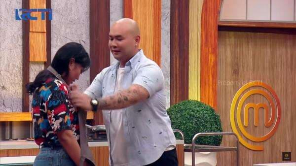Peserta MasterChef Indonesia Ini Sukses Buat Chef Renata dan Chef Rudy Menangis, Kok Bisa? Peserta MasterChef Indonesia Ini Sukses Buat Chef Renata dan Chef Rudy Menangis, Kok Bisa?