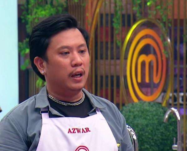 Azwar Sajikan Bubur Pedas Khas Sumut Pakai 40 Jenis Rempah di MasterChef Indonesia Season 12, Banjir Pujian Juri Azwar Sajikan Bubur Pedas Khas Sumut Pakai 40 Jenis Rempah di MasterChef Indonesia Season 12, Banjir Pujian Juri
