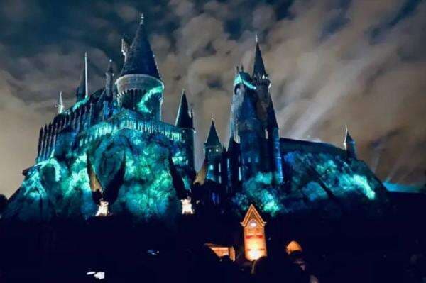 Pesona Desa Hogsmeade di Orlando Bikin Takjub, Pencinta Harry Potter Wajib Datang Pesona Desa Hogsmeade di Orlando Bikin Takjub, Pencinta Harry Potter Wajib Datang