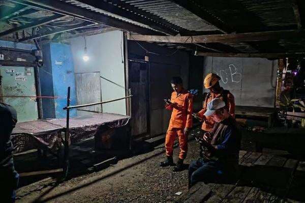 Puluhan Rumah Rusak di Karawang akibat Gempa, Rata-rata Atap Roboh Puluhan Rumah Rusak di Karawang akibat Gempa, Rata-rata Atap Roboh