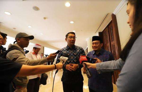 Daftar ke KPUD, Ridwan Kamil-Suswono Bakal Diarak Bak Pengantin Daftar ke KPUD, Ridwan Kamil-Suswono Bakal Diarak Bak Pengantin