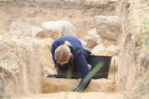 Piramida Kuno Misterius Ditemukan di Eropa Piramida Kuno Misterius Ditemukan di Eropa