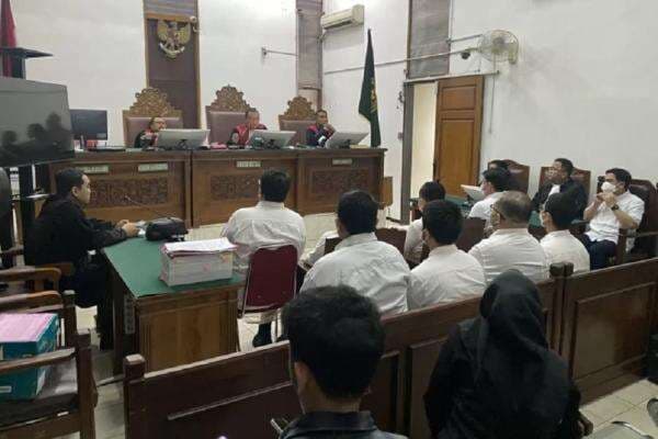 PN Jaksel Gelar Sidang Tuntutan Judol Komdigi Hari Ini PN Jaksel Gelar Sidang Tuntutan Judol Komdigi Hari Ini