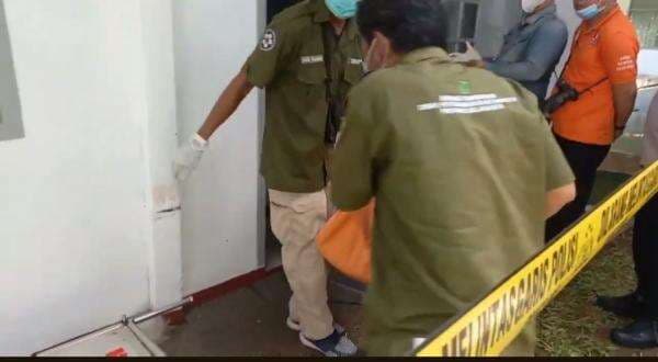 Polda Metro Jaya Pastikan Transparan Usut Kasus Tewasnya Diplomat Kemlu Terlilit Lakban Polda Metro Jaya Pastikan Transparan Usut Kasus Tewasnya Diplomat Kemlu Terlilit Lakban