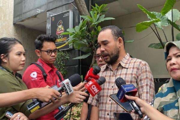 Polda Metro Periksa 4 Orang Saksi Kasus Tudingan Ijazah Jokowi Polda Metro Periksa 4 Orang Saksi Kasus Tudingan Ijazah Jokowi