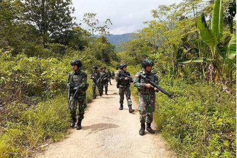 Polisi Buru KKB Pelaku Pembunuh 2 Anggota di Paniai Papua Tengah