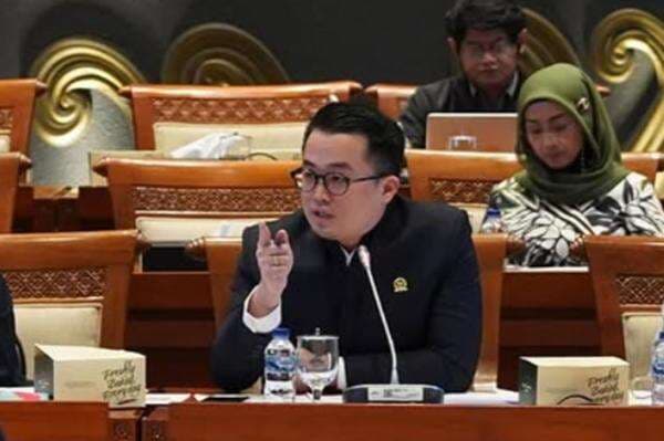 Politikus Golkar Pertanyakan Sikap KemenHAM Ingin Jamin 7 Tersangka Intoleransi di Sukabumi Politikus Golkar Pertanyakan Sikap KemenHAM Ingin Jamin 7 Tersangka Intoleransi di Sukabumi