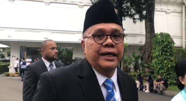 Tiba di Istana, Politikus PDIP Junimart Girsang Dilantik Jadi Dubes Italia Tiba di Istana, Politikus PDIP Junimart Girsang Dilantik Jadi Dubes Italia