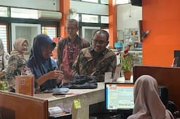 Pos Indonesia Salurkan Bansos Sembako dan PKH ke 2.500 KPM di Semarang