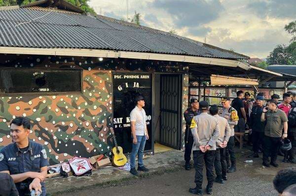 Karcis hingga Sajam Disita Polisi dari Anggota GRIB yang Kuasai Lahan BMKG Karcis hingga Sajam Disita Polisi dari Anggota GRIB yang Kuasai Lahan BMKG