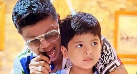 Potret 5 Anak Babang Tamvan Andika Mahesa dari 4 Pernikahan Sebelumnya Potret 5 Anak Babang Tamvan Andika Mahesa dari 4 Pernikahan Sebelumnya