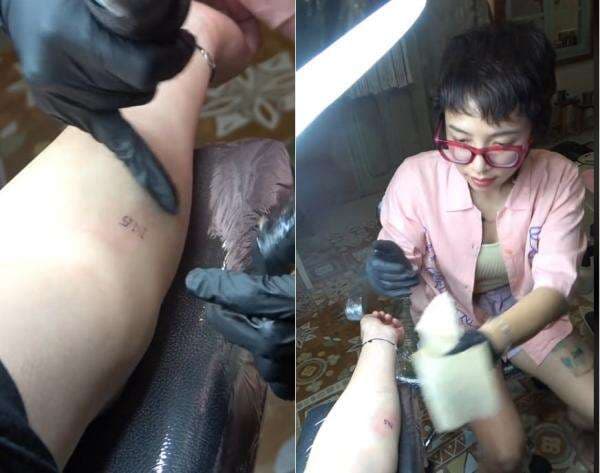 Potret Baskara Mahendra Pamerkan Tato Baru, Netizen: Pesona Suami Orang Potret Baskara Mahendra Pamerkan Tato Baru, Netizen: Pesona Suami Orang