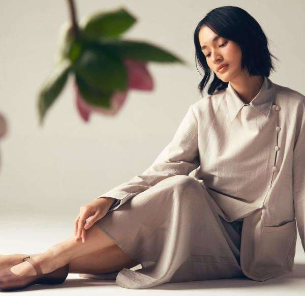 5 Potret Jeanneta Sanfadelia, Mantan Istri Ardhito Pramono yang Bikin Gagal Move On 5 Potret Jeanneta Sanfadelia, Mantan Istri Ardhito Pramono yang Bikin Gagal Move On