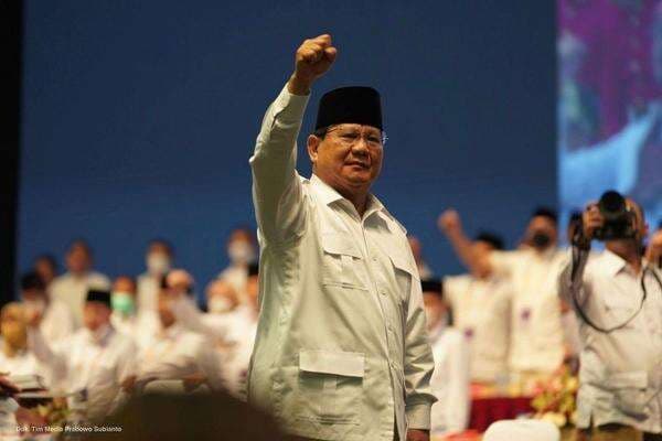 Prabowo: Beras, Daging, Ikan hingga Telur Bebas PPN Prabowo: Beras, Daging, Ikan hingga Telur Bebas PPN