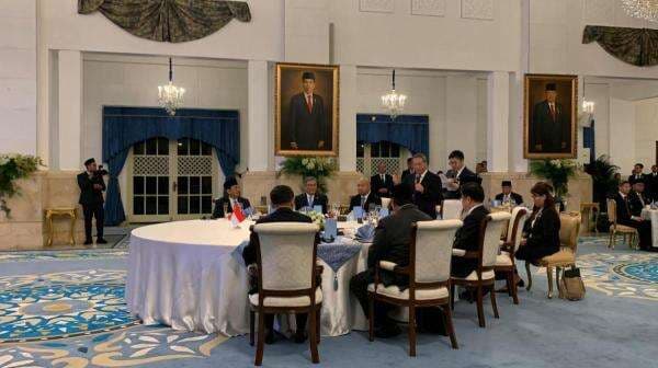 Prabowo Didampingi Didit Hediprasetyo Makan Siang Bersama PM China di Istana Prabowo Didampingi Didit Hediprasetyo Makan Siang Bersama PM China di Istana